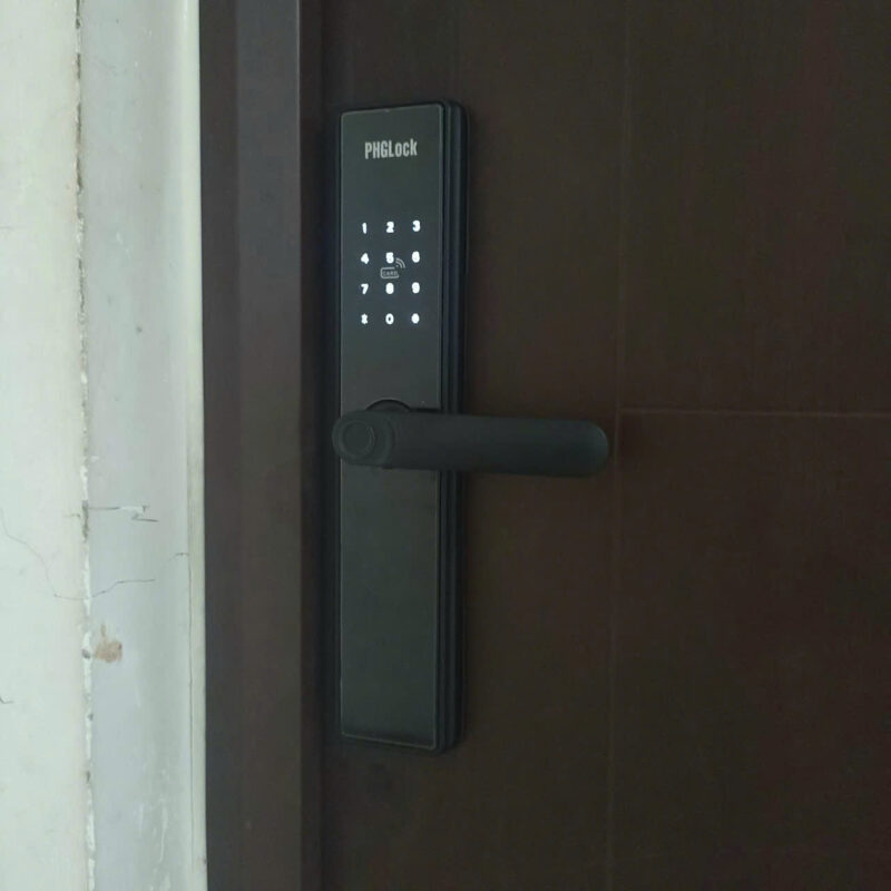 Khóa cửa thông minh PHGLock FP7166A
