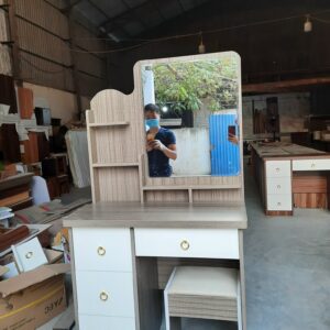 Bàn trang điểm gỗ công nghiệp dài 80cm