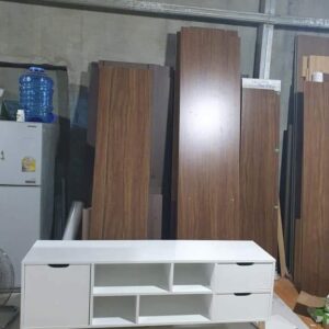 Kệ tivi gỗ công nghiệp dài 1m2- Trắng